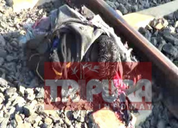19 yrs boy chopped under train, while talking in phone sitting on Railway Tracks 19 yrs boy chopped under train, while talking in phone sitting on Railway Tracks